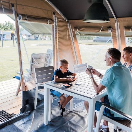 Nice Tent Lodge On A Campsite, Adjacent To The Forest, 27 Km From Luxembourg Medernach Buitenkant foto